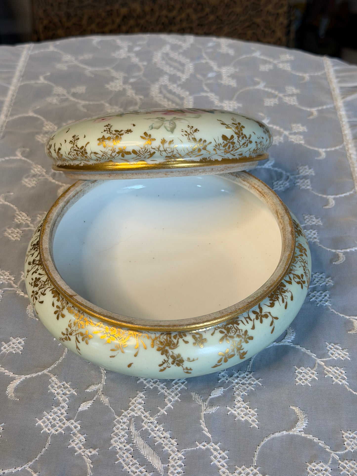 Vintage Limoges Porcelain Lidded Trinket Box