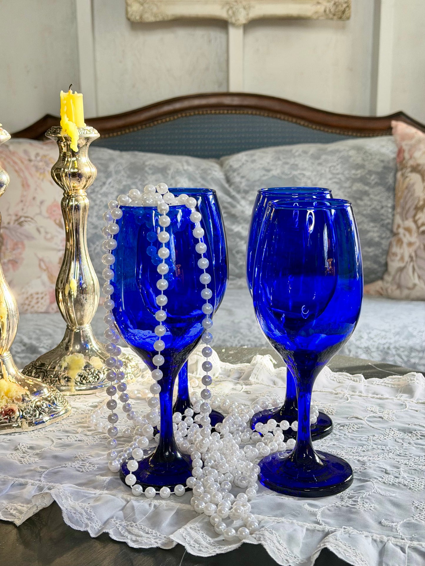 Vintage Cobalt Blue Wine Glasses – Set of 4