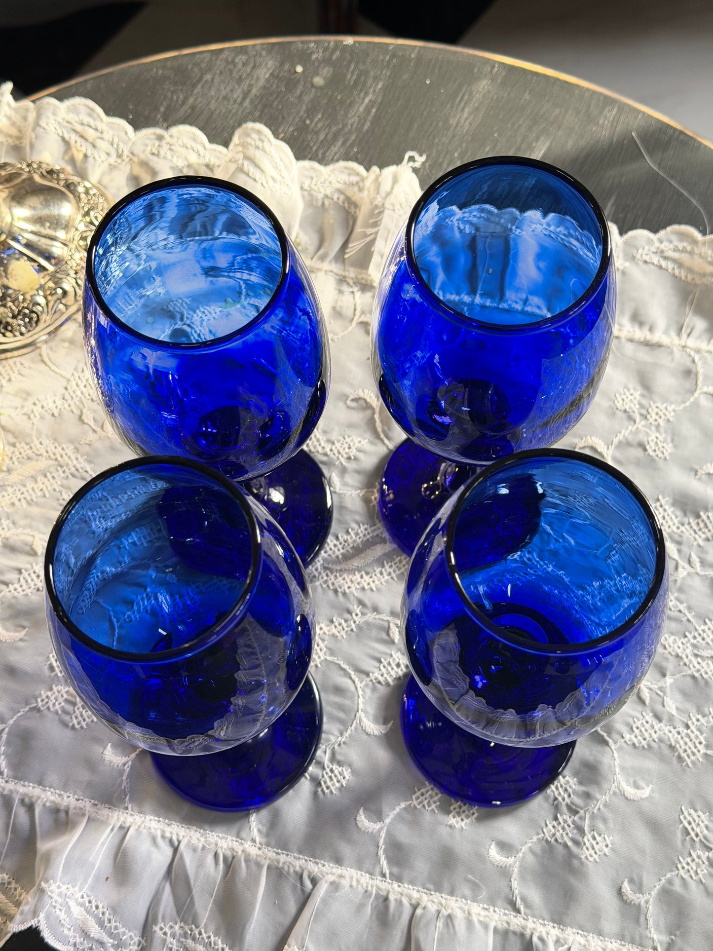 Vintage Cobalt Blue Wine Glasses – Set of 4