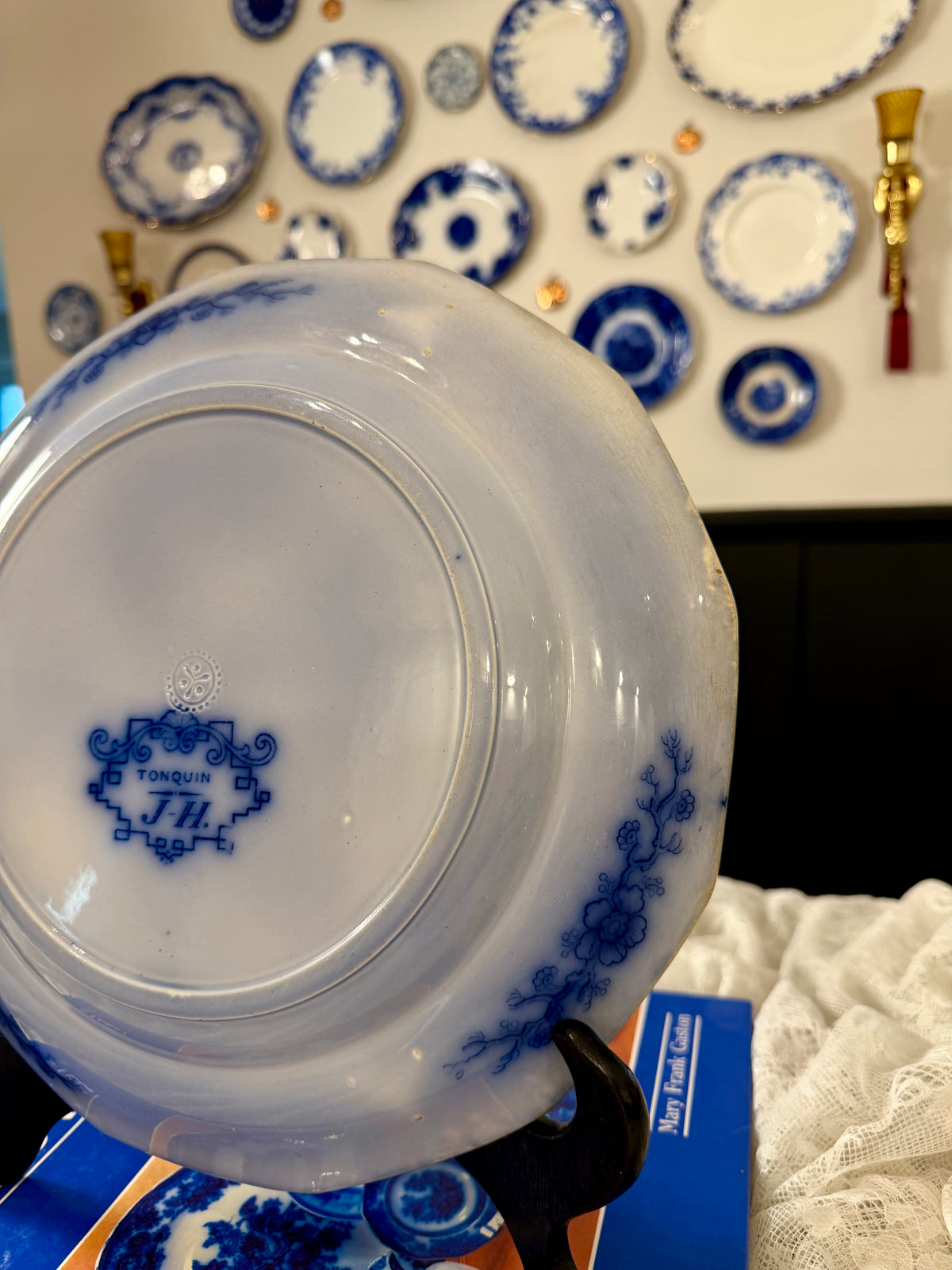 Antique Flow Blue Plate — Tonquin Pattern | 10.5" | As-Found