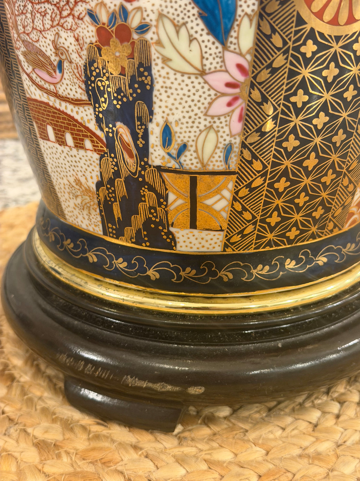 Imari-Style Hand-Painted Porcelain Table Lamp
