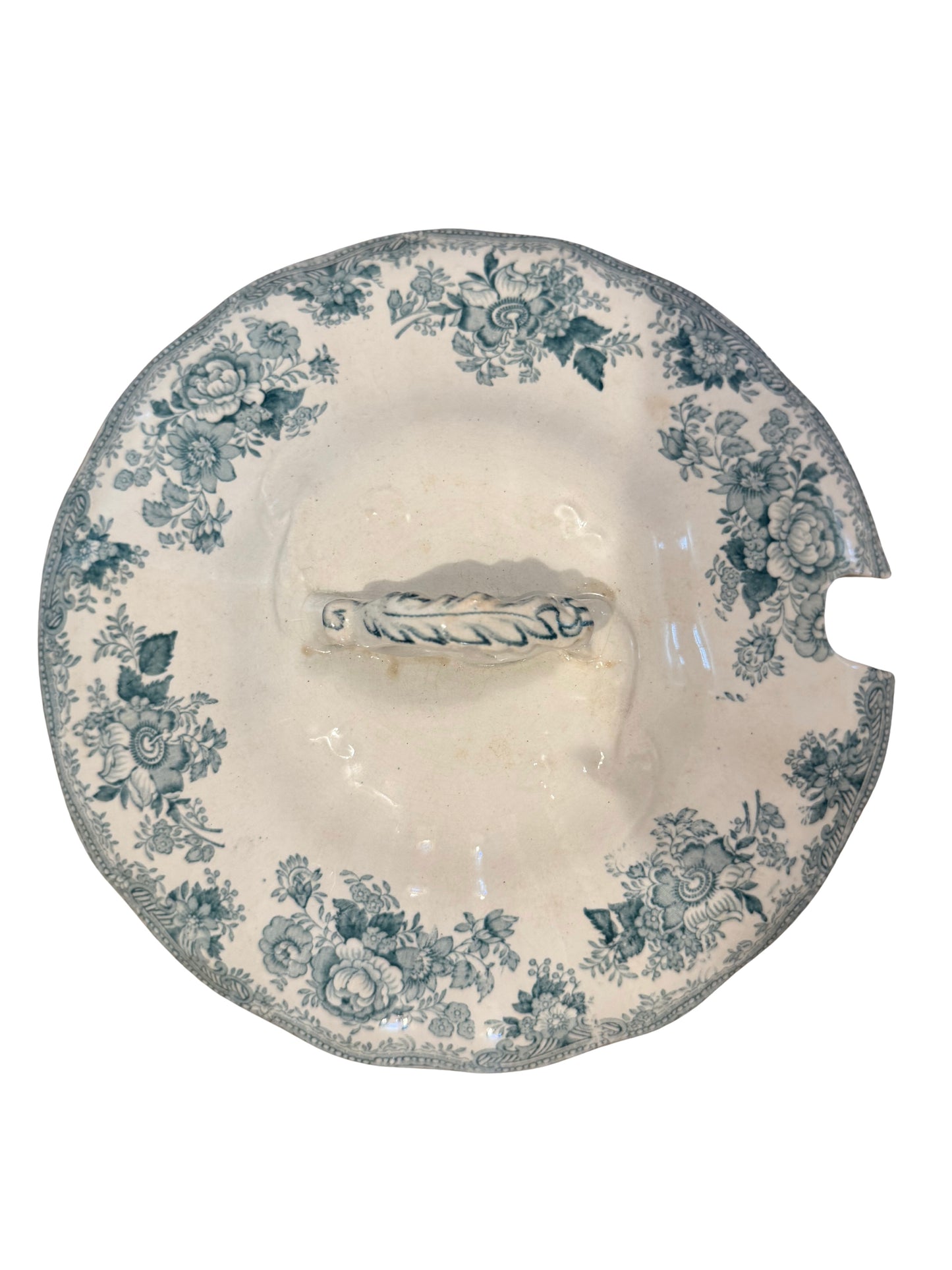 Antique blue and white transferware tureen lid with floral chinoiserie pattern and rope-twist handle